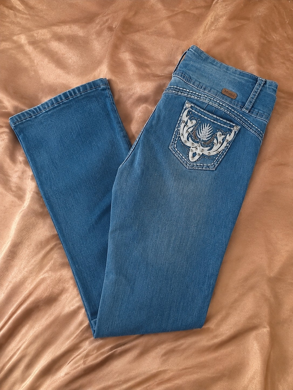 Women’s Blue Flared Embroidered Pocket Jeans